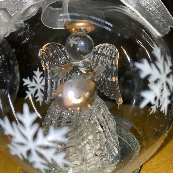 * Glass Angel Ornaments blown glass drummer trumpet player in clear globe 2 set - Picture 11 of 12